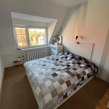 شقة Kolobrzeska Mansarda, Narutowicza 8