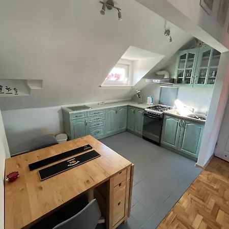 Kolobrzeska Mansarda, Narutowicza 8 * كولوبرزيغ